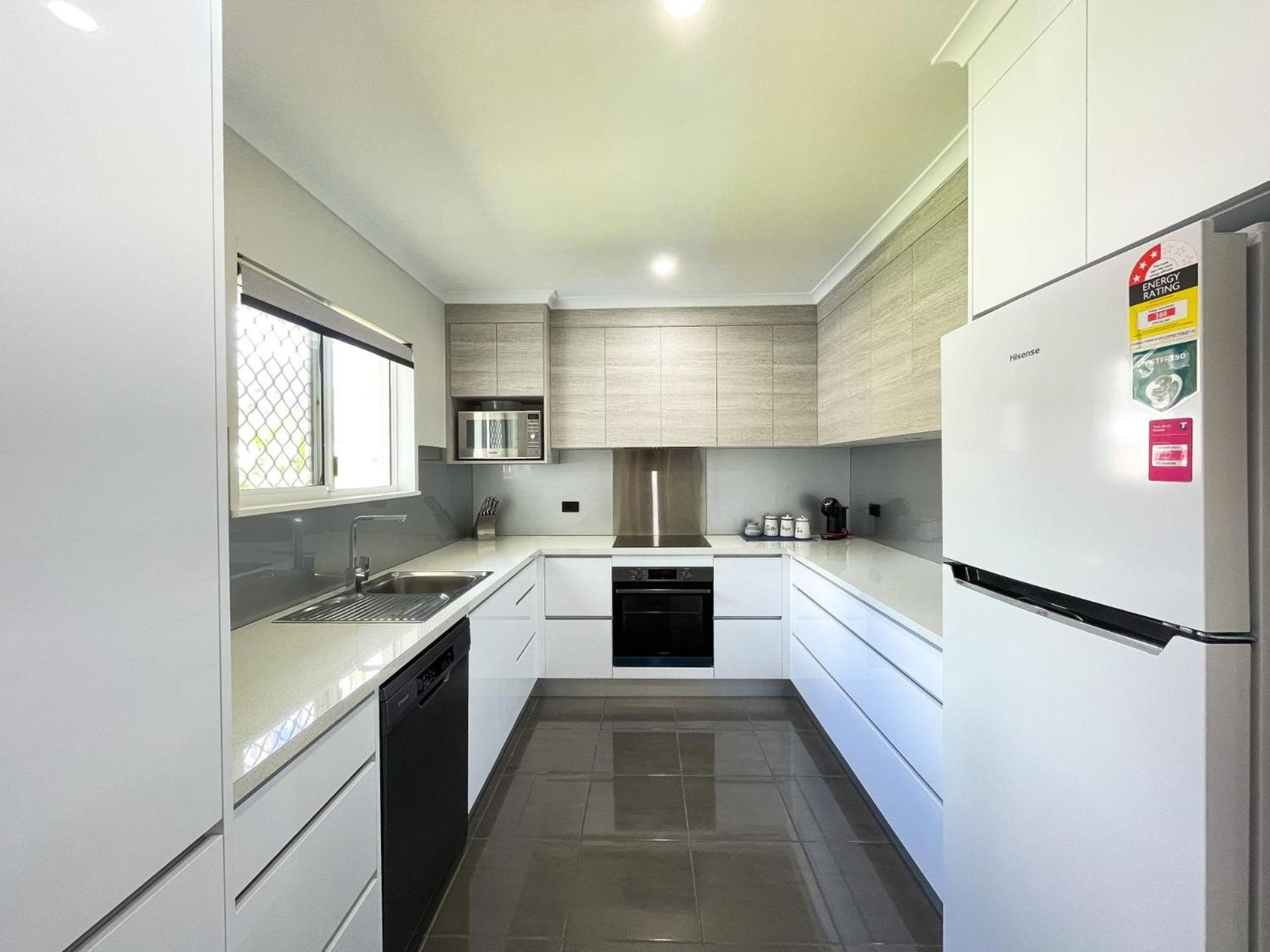Beach House On Burrum- Close To Beach- 3Br- Wifi-Foxtel Woodgate Eksteriør billede
